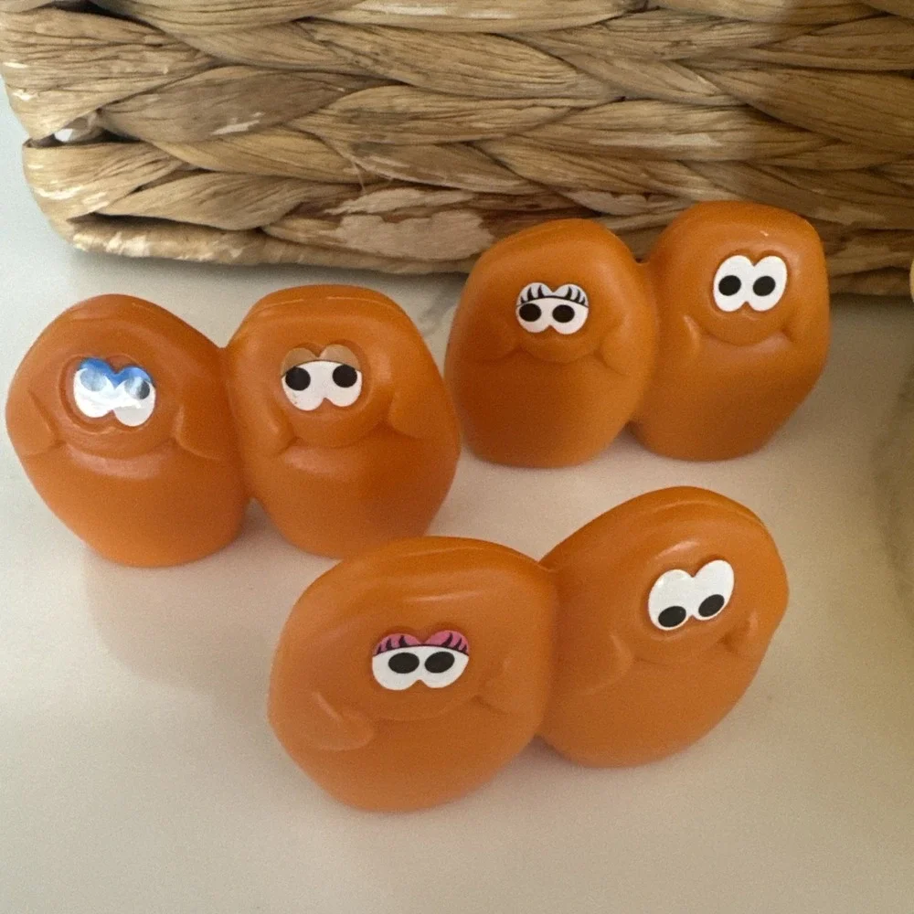 McDonald's Chicken Nuggets Toy‎ with Six Chicken Nuggets Vintage 1988 '80s mcds